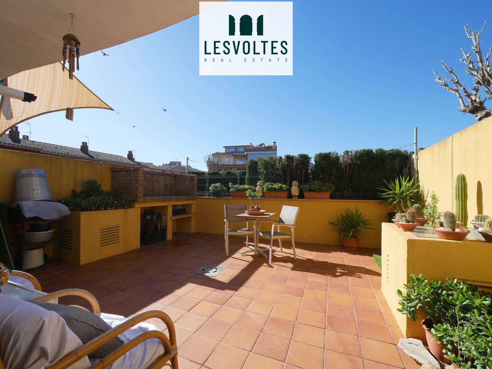 ESPAIOSA CASA DE 238 M2 AMB GARATGE I TRASTER A PALAFRUGELL